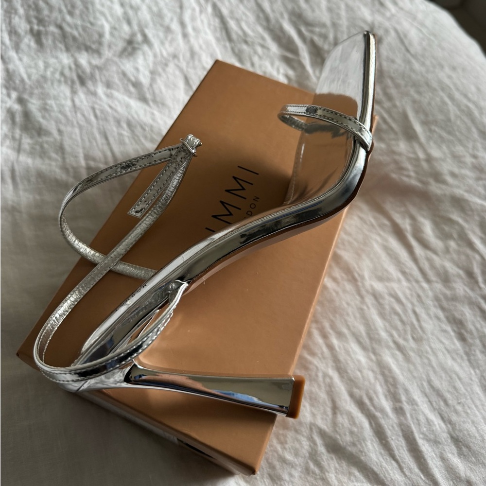 Simmi London Metallic Silver Heels